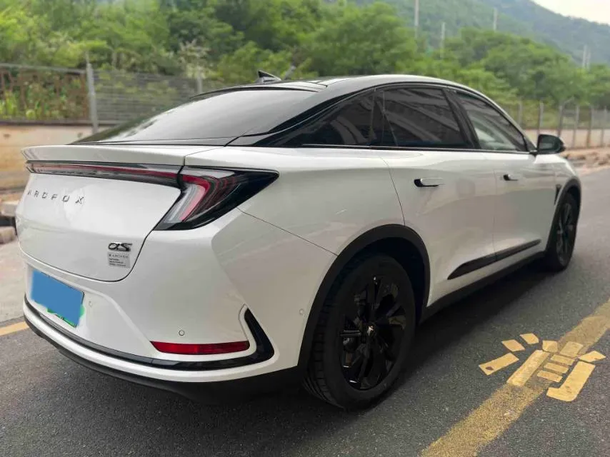 2023 ARCFOX αS BEV 94.5KWH,autocango,china used car exporter,china ev exporter,chinese used car exporter,chinese used ev exporter