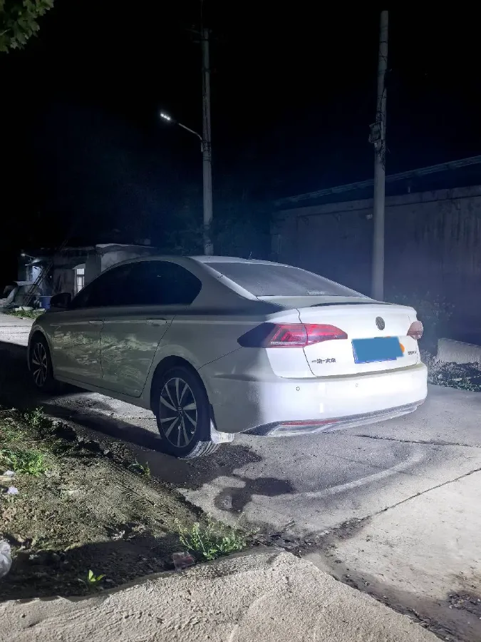 2021 Volkswagen Bora 1.5L 113HP L4 6AT,autocango,china used car exporter,china ev exporter,chinese used car exporter,chinese used ev exporter