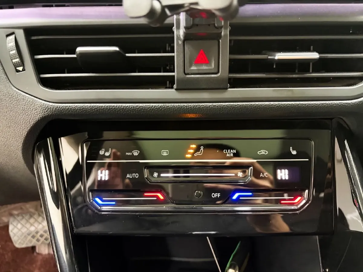 2022 Volkswagen Tayron 1.4T 150HP L4 7DCT,autocango,china used car exporter,china ev exporter,chinese used car exporter,chinese used ev exporter