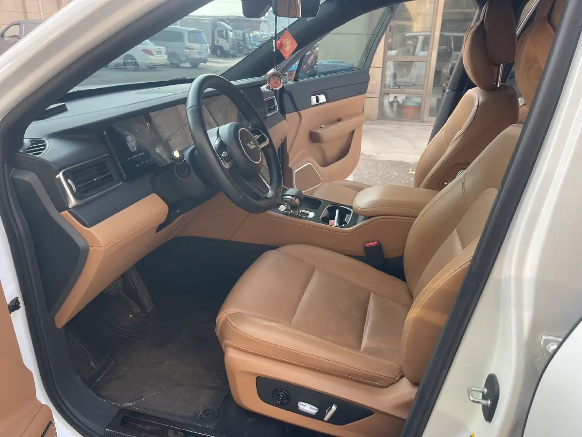 2021 Li ONE Range Extended 131HP REEV 40.5KWH,autocango,china used car exporter,china ev exporter,chinese used car exporter,chinese used ev exporter