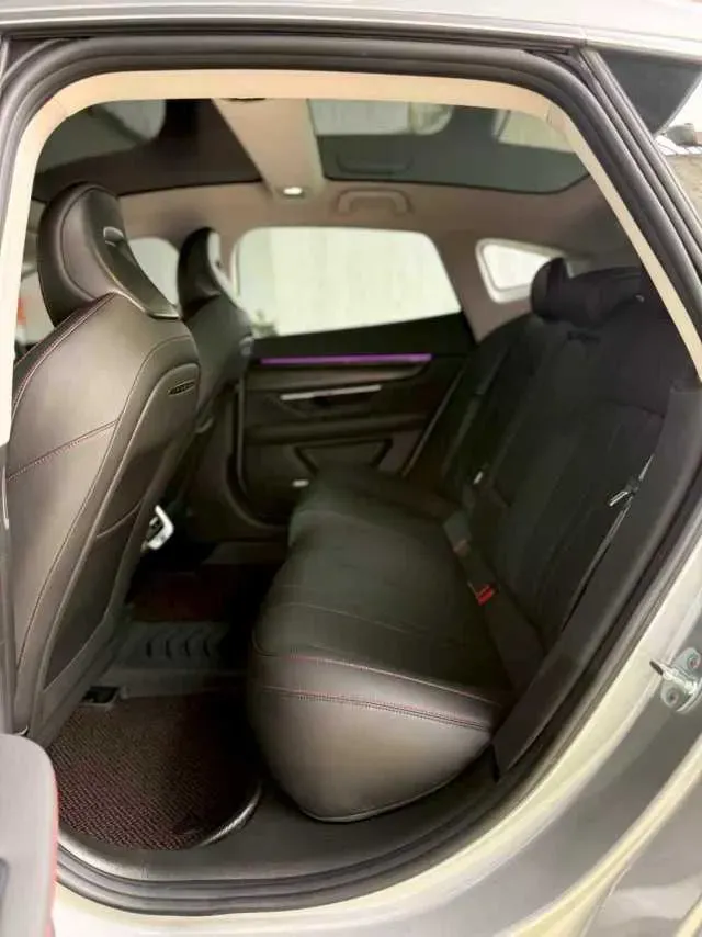 2022 Xpeng P7 BEV 83.1KWH,autocango,china used car exporter,china ev exporter,chinese used car exporter,chinese used ev exporter