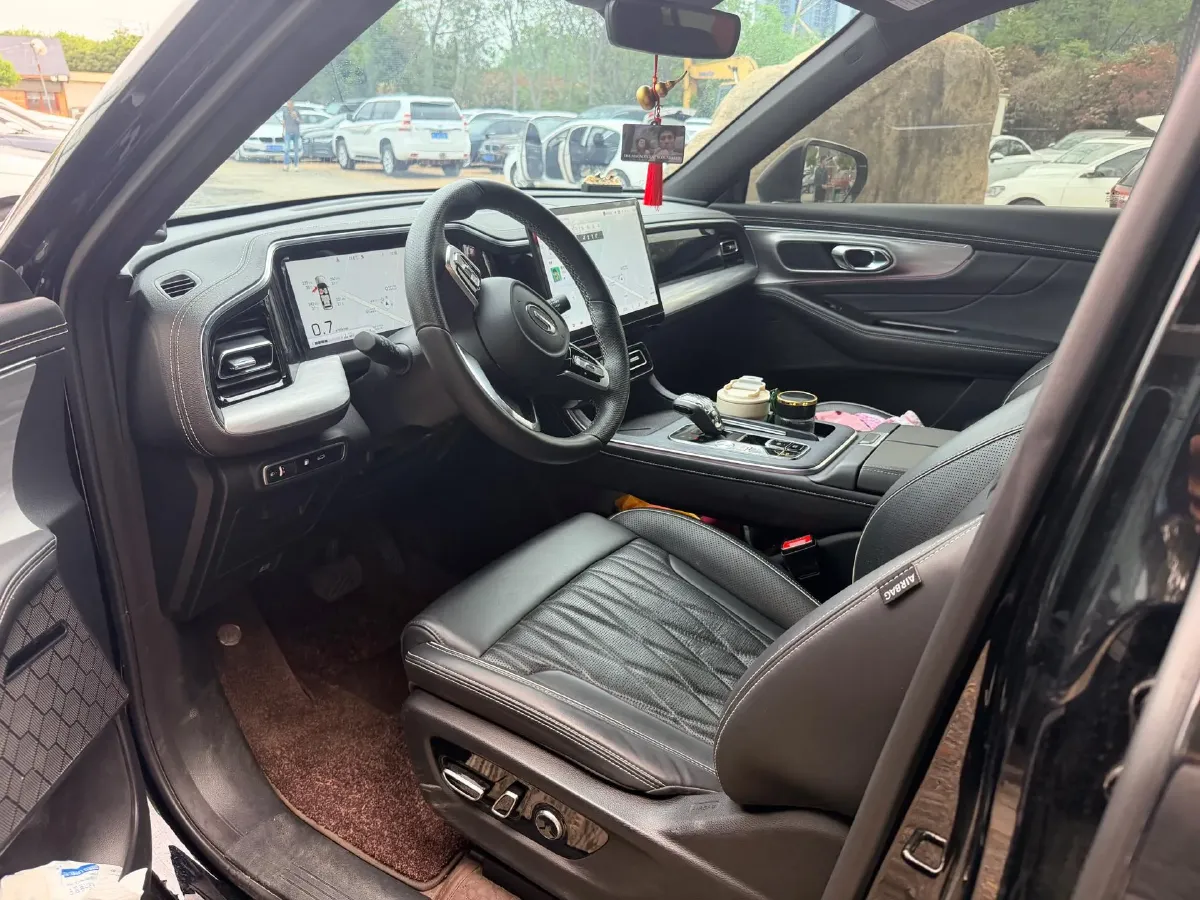 2022 GAC Trumpchi GS8 2.0T 252HP L4 8AT,autocango,china used car exporter,china ev exporter,chinese used car exporter,chinese used ev exporter