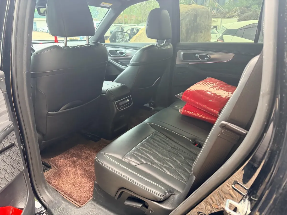 2022 GAC Trumpchi GS8 2.0T 252HP L4 8AT,autocango,china used car exporter,china ev exporter,chinese used car exporter,chinese used ev exporter