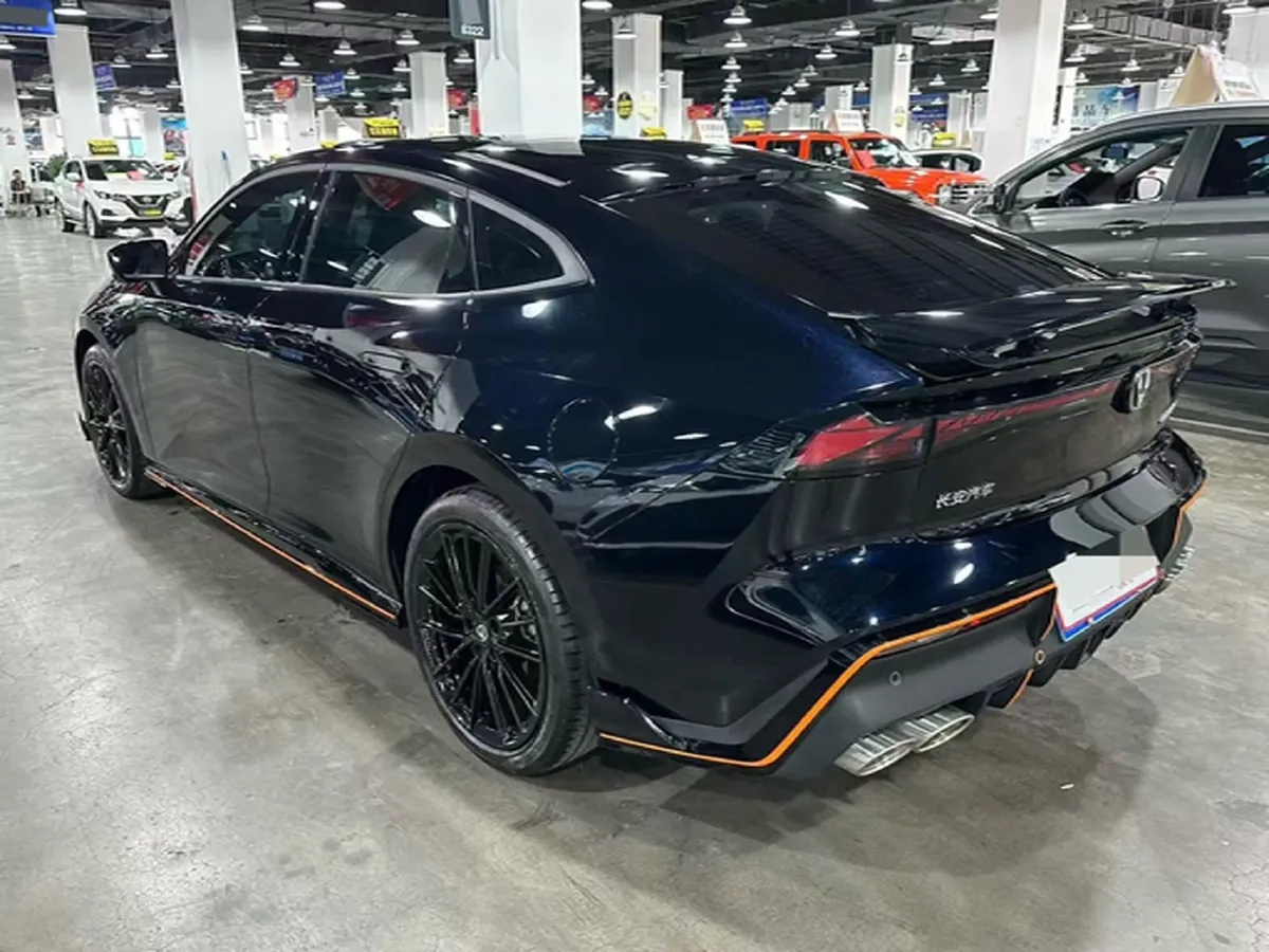 2025 ChangAn UNI-V 1.5T 192HP L4 7DCT,autocango,china used car exporter,china ev exporter,chinese used car exporter,chinese used ev exporter