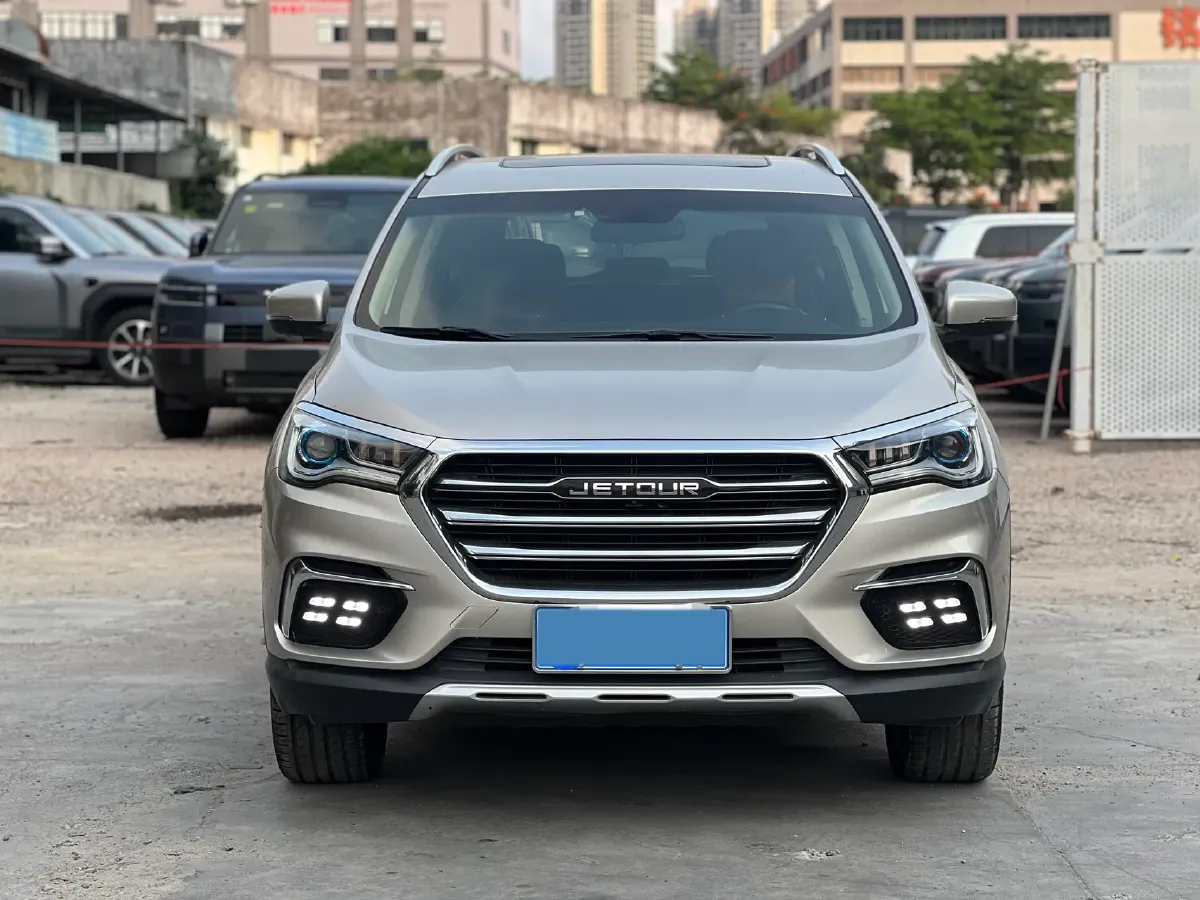 2019 Jetour X90 1.5T 156HP L4 6MT,autocango,china used car exporter,china ev exporter,chinese used car exporter,chinese used ev exporter