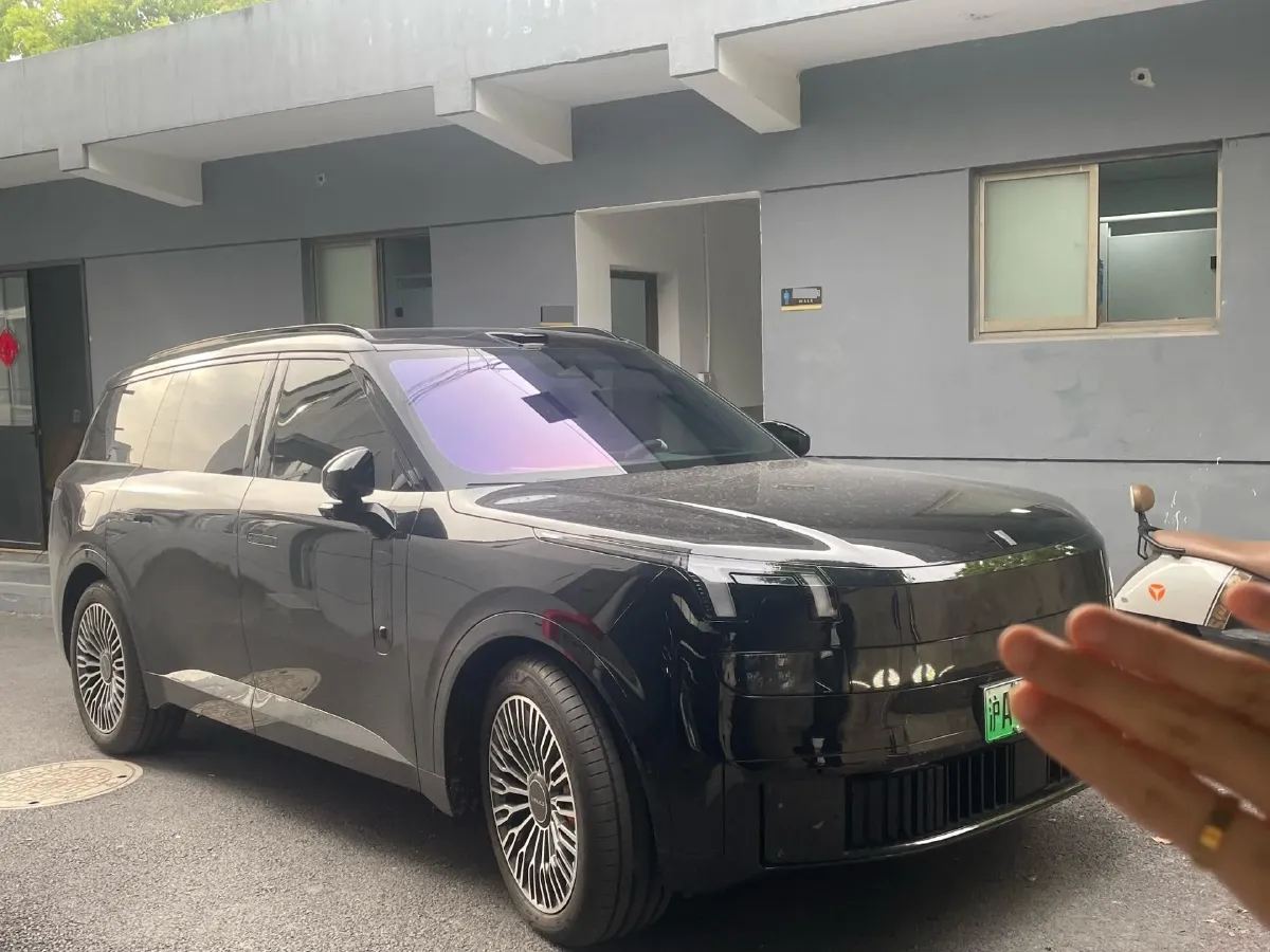 2025 LYNK&CO 900 2.0T 254HP L4 3DHT PHEV 50KWH,autocango,china used car exporter,china ev exporter,chinese used car exporter,chinese used ev exporter