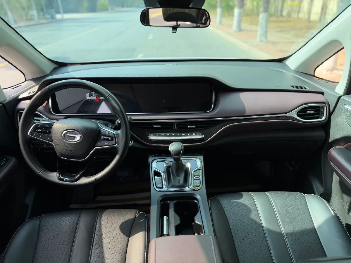 2021 GAC Trumpchi M6 1.5T 169HP L4 7DCT,autocango,china used car exporter,china ev exporter,chinese used car exporter,chinese used ev exporter