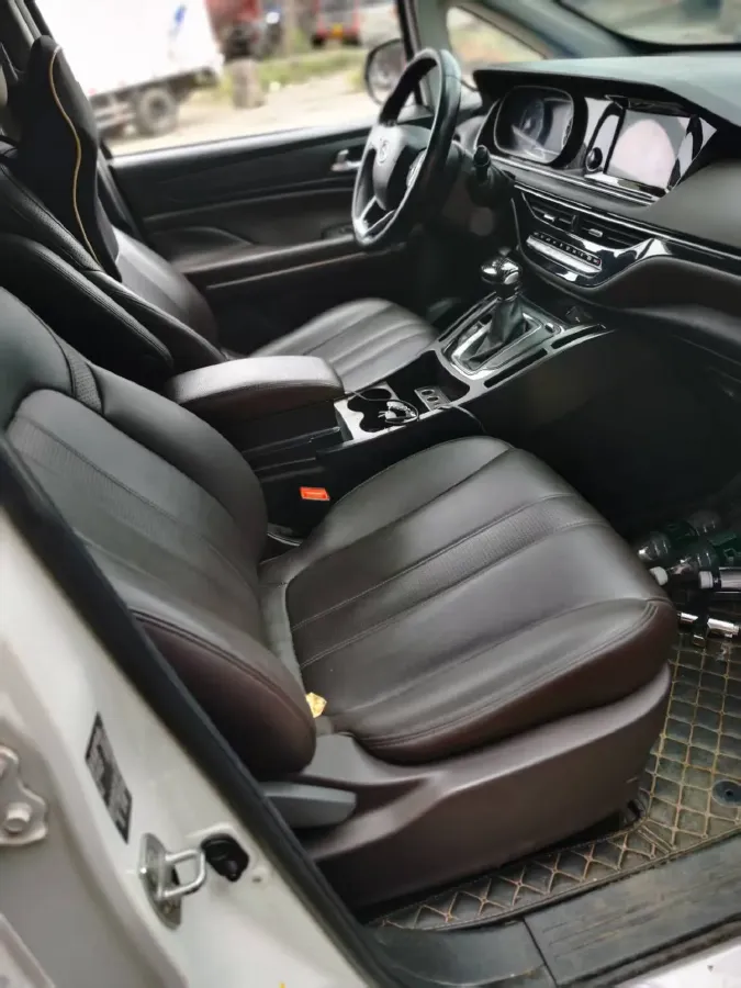 2021 GAC Trumpchi M6 1.5T 169HP L4 7DCT,autocango,china used car exporter,china ev exporter,chinese used car exporter,chinese used ev exporter