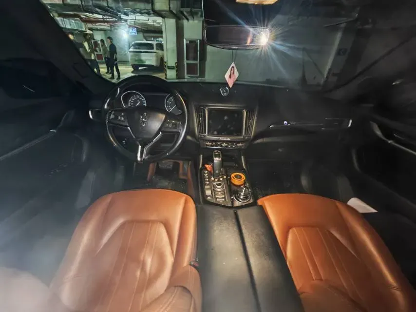 2019 Maserati Levante 3.0T 350HP V6 8AT,autocango,china used car exporter,china ev exporter,chinese used car exporter,chinese used ev exporter