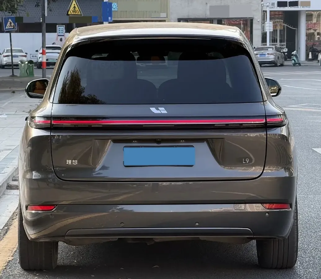 2022 Li L9 Range Extended 154HP REEV 42.6KWH,autocango,china used car exporter,china ev exporter,chinese used car exporter,chinese used ev exporter