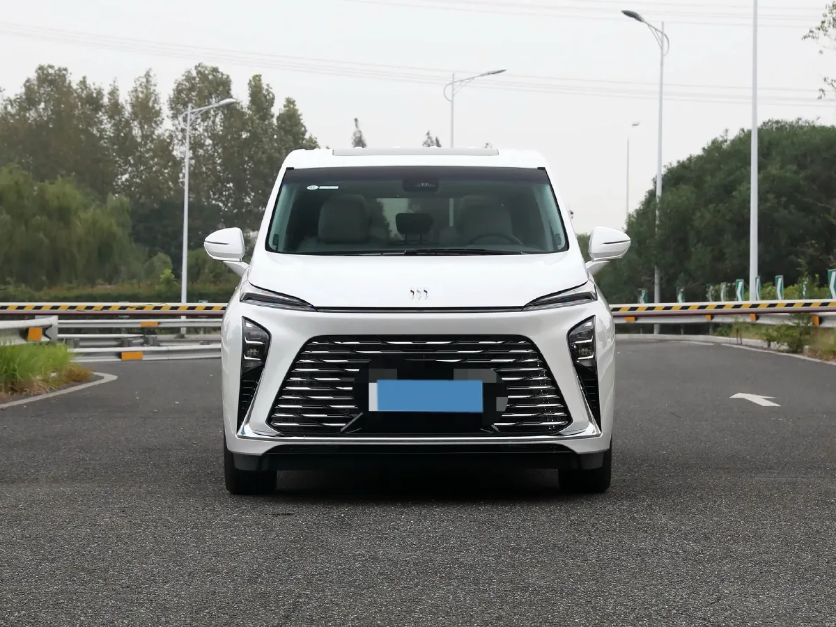 2025 Buick GL8 2.0T 237HP L4 9AT,autocango,china used car exporter,china ev exporter,chinese used car exporter,chinese used ev exporter