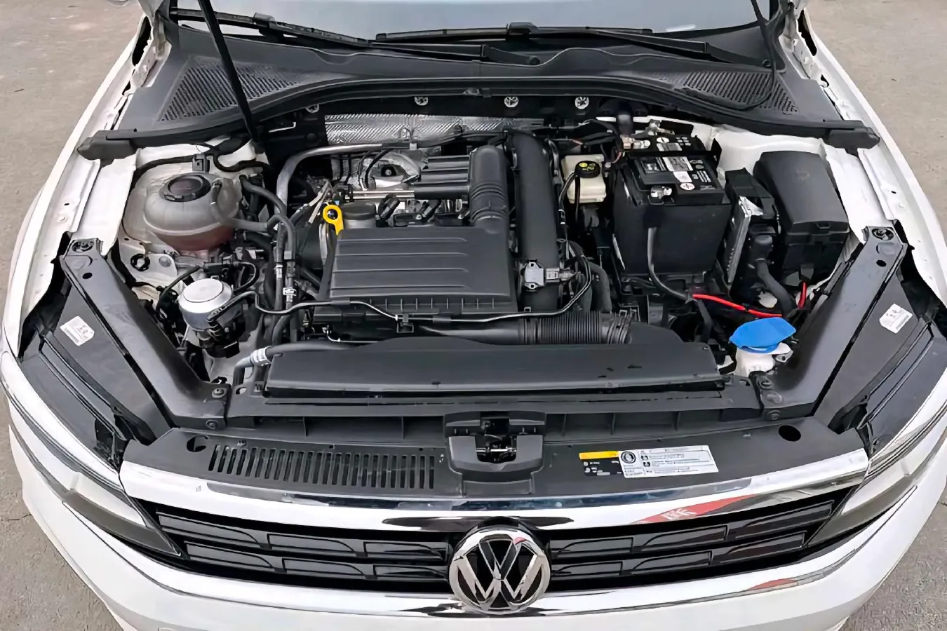 2021 DongFeng Forthing S50EV BEV 57.2KWH,autocango,china used car exporter,china ev exporter,chinese used car exporter,chinese used ev exporter