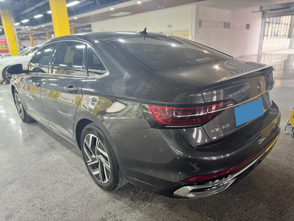 2023 Volkswagen Sagitar 1.4T 150HP L4 7DCT,autocango,china used car exporter,china ev exporter,chinese used car exporter,chinese used ev exporter