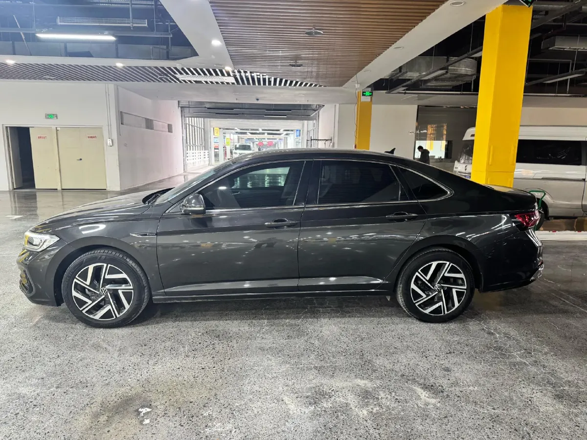 2023 Volkswagen Sagitar 1.4T 150HP L4 7DCT,autocango,china used car exporter,china ev exporter,chinese used car exporter,chinese used ev exporter