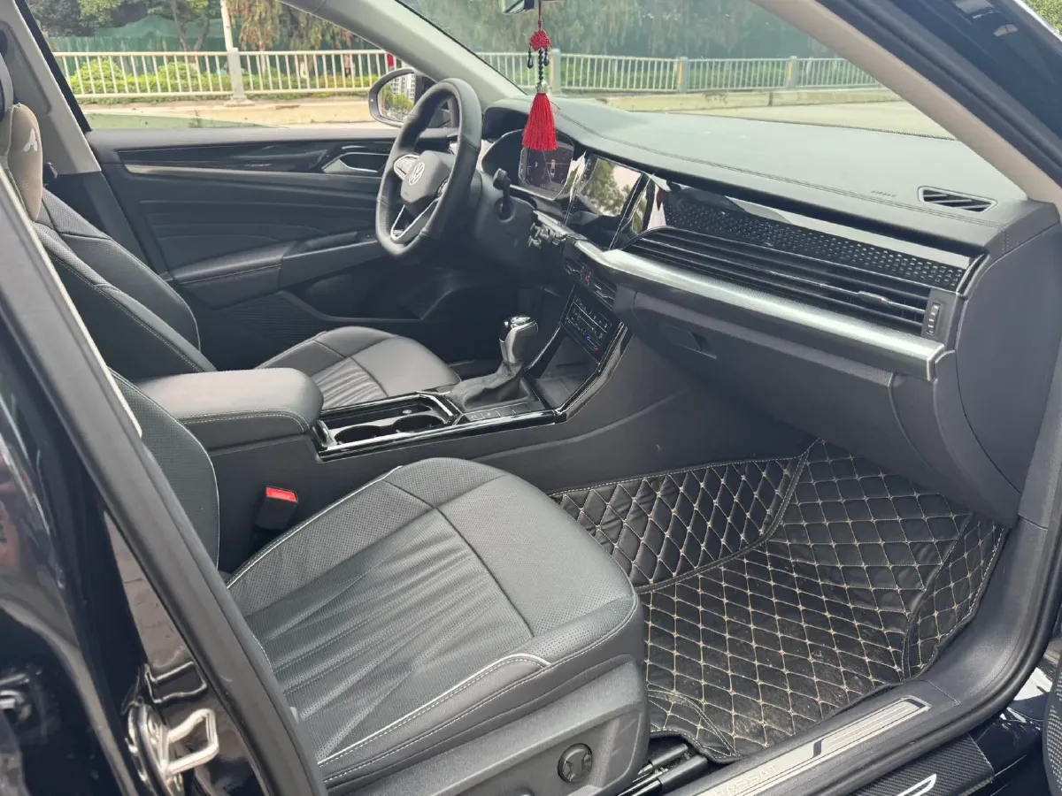 2023 Volkswagen Passat 2.0T 186HP L4 7DCT,autocango,china used car exporter,china ev exporter,chinese used car exporter,chinese used ev exporter