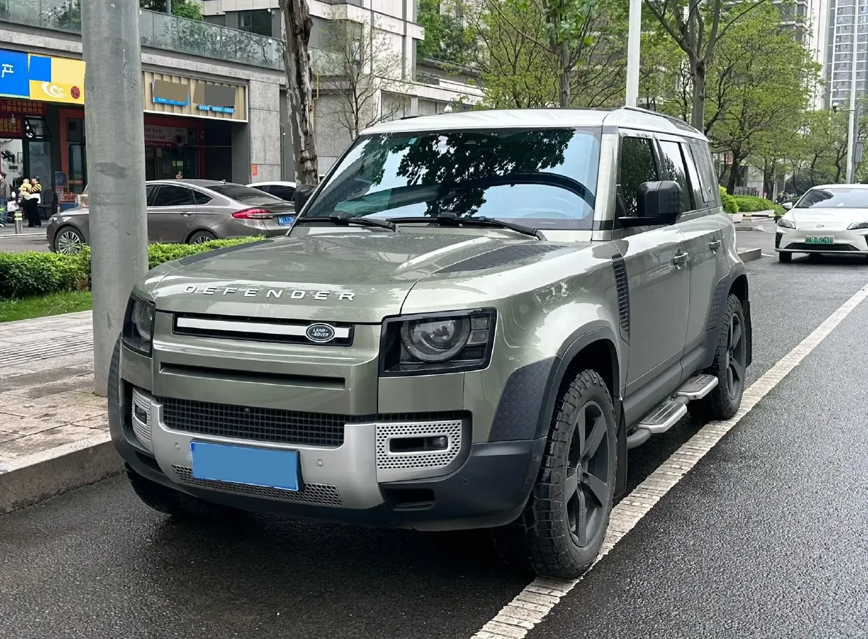 2020 Land Rover Defender 3.0T 400HP L6 8AT,autocango,china used car exporter,china ev exporter,chinese used car exporter,chinese used ev exporter