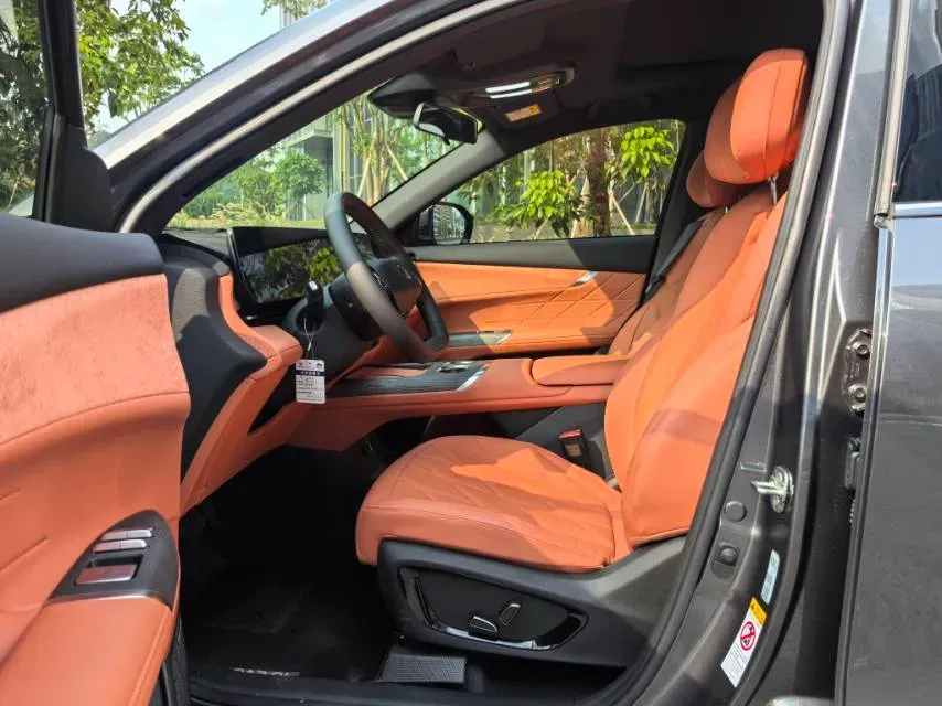 2025 ChangAn CS75 Plus 1.5T 192HP L4 8AT,autocango,china used car exporter,china ev exporter,chinese used car exporter,chinese used ev exporter