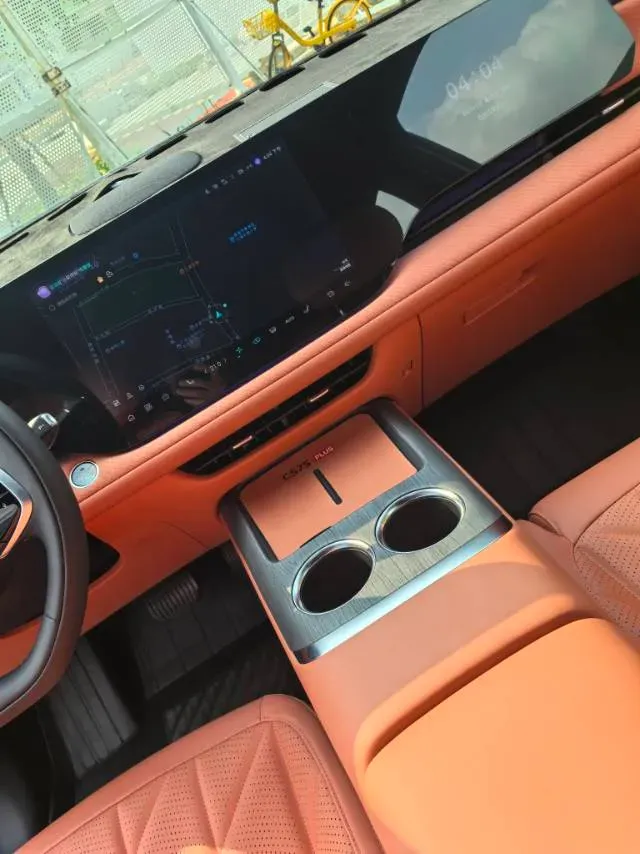 2025 ChangAn CS75 Plus 1.5T 192HP L4 8AT,autocango,china used car exporter,china ev exporter,chinese used car exporter,chinese used ev exporter