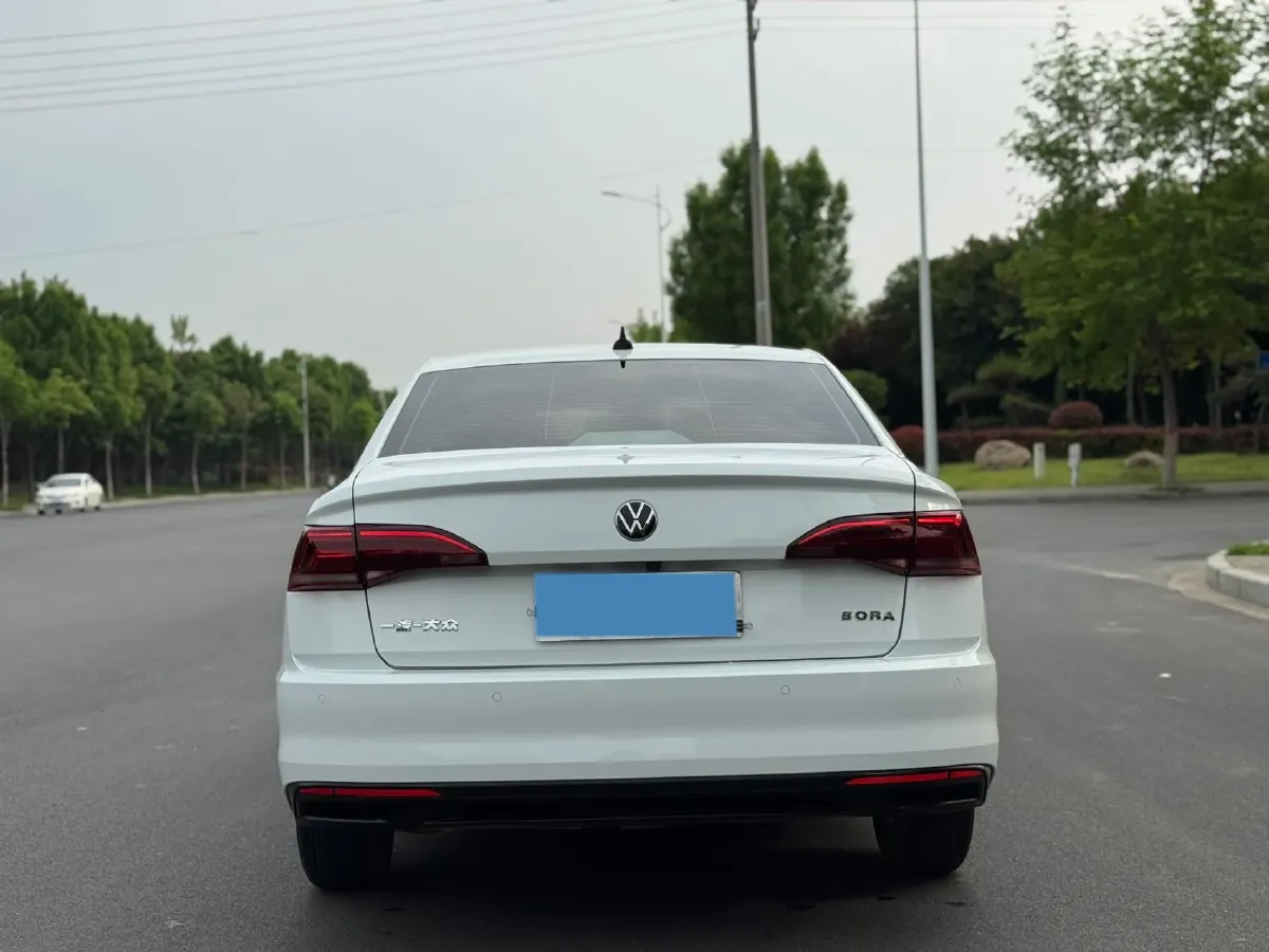 2021 Volkswagen Bora 1.5L 113HP L4 6AT,autocango,china used car exporter,china ev exporter,chinese used car exporter,chinese used ev exporter