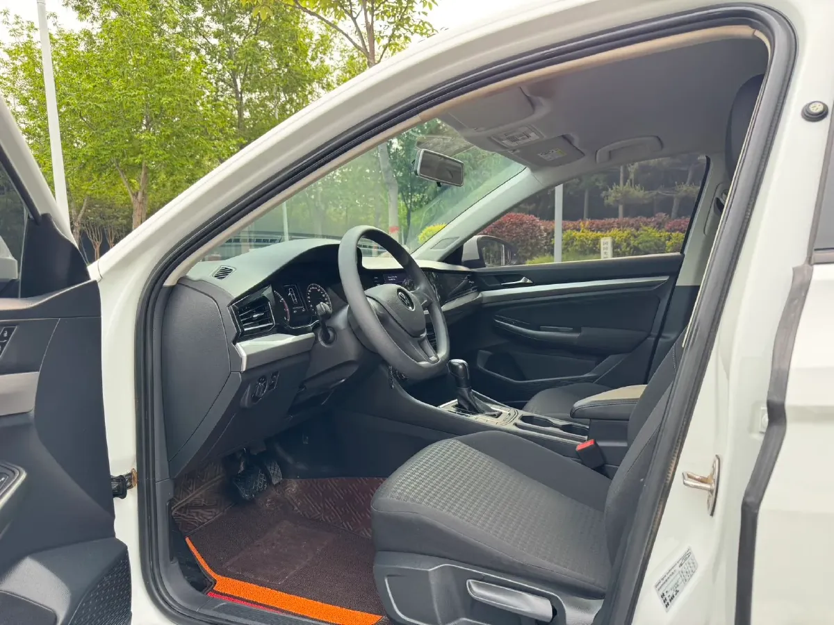 2021 Volkswagen Bora 1.5L 113HP L4 6AT,autocango,china used car exporter,china ev exporter,chinese used car exporter,chinese used ev exporter