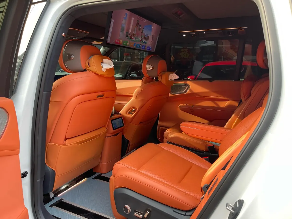 2025 LYNK&CO 900 1.5T 190HP L4 3DHT PHEV 43.3KWH,autocango,china used car exporter,china ev exporter,chinese used car exporter,chinese used ev exporter