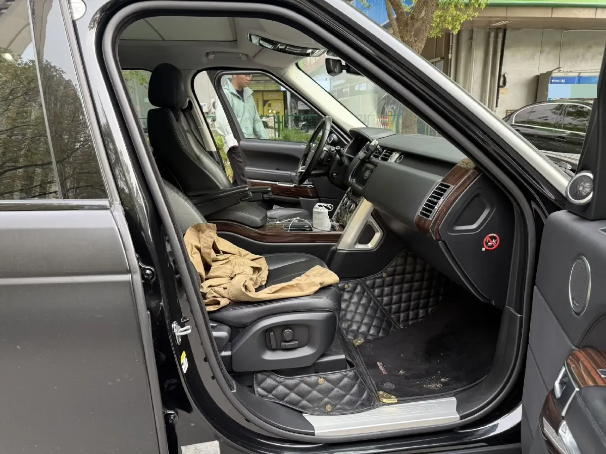 2017 Land Rover Range Rover 3.0T 340HP V6 8AT,autocango,china used car exporter,china ev exporter,chinese used car exporter,chinese used ev exporter