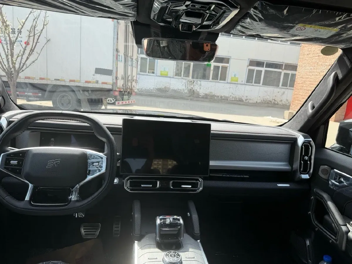 2025 Jetour Traveller 2.0T 254HP L4 8AT,autocango,china used car exporter,china ev exporter,chinese used car exporter,chinese used ev exporter