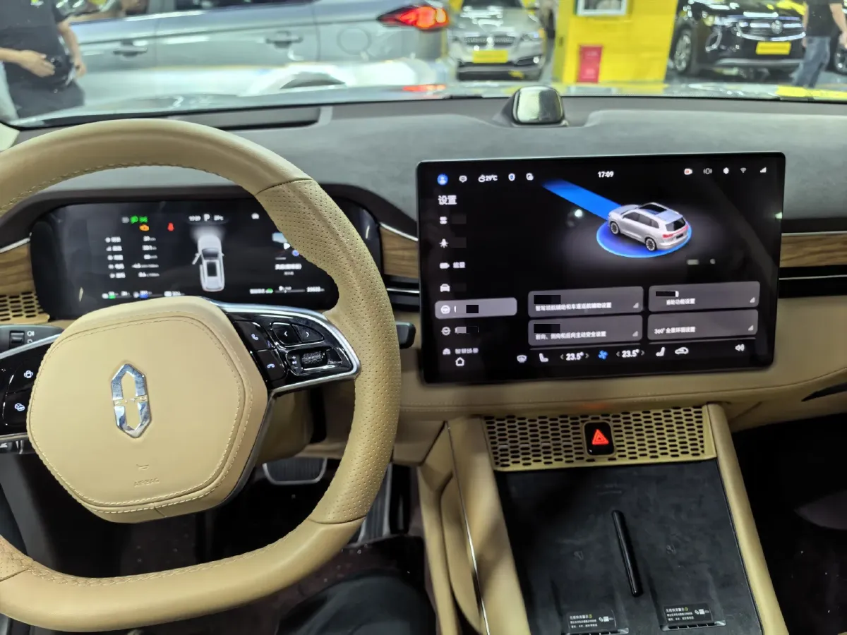 2024 AITO AITO M7 1.5T 152HP L4 REEV 40KWH,autocango,china used car exporter,china ev exporter,chinese used car exporter,chinese used ev exporter