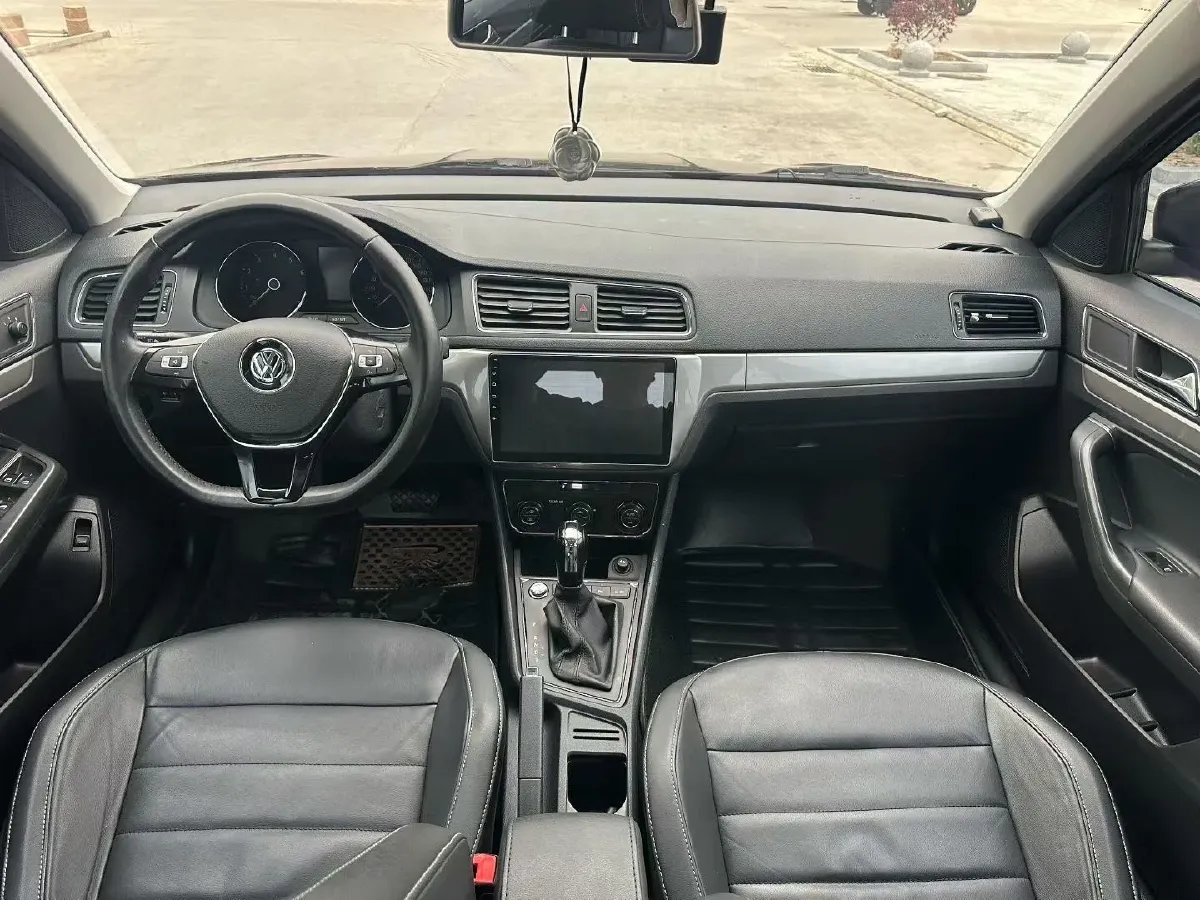 2017 Volkswagen Lavida 1.4T 131HP L4 7DCT,autocango,china used car exporter,china ev exporter,chinese used car exporter,chinese used ev exporter