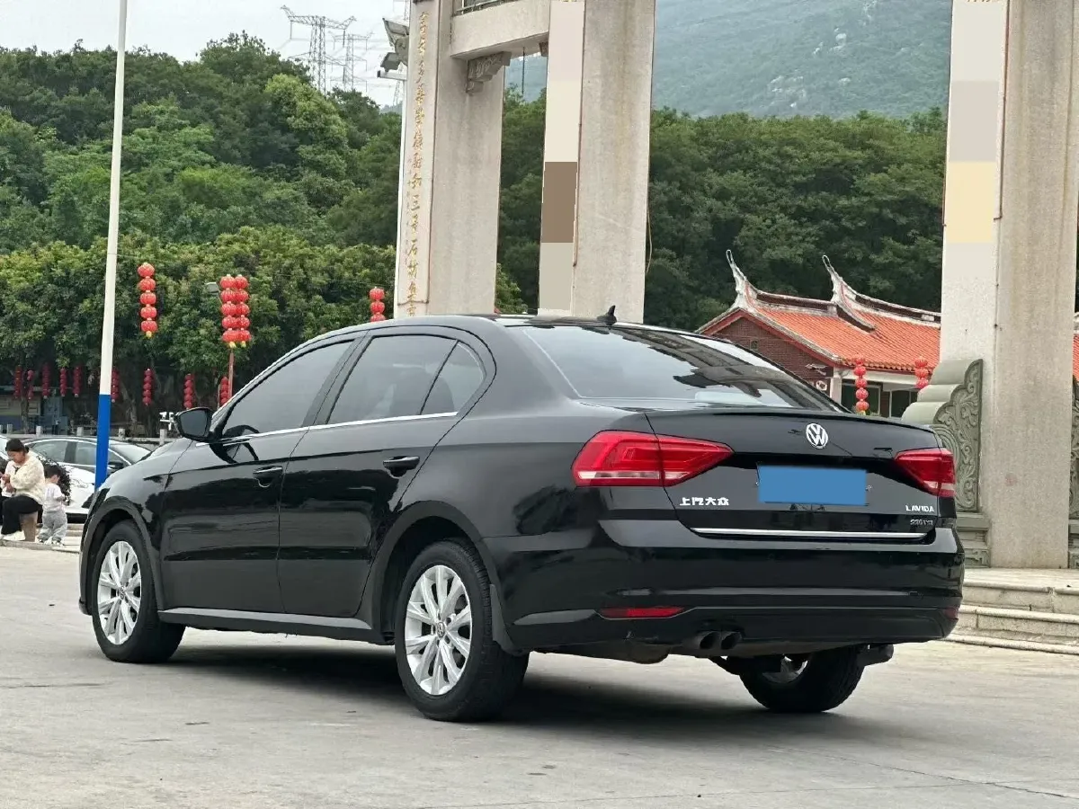 2017 Volkswagen Lavida 1.4T 131HP L4 7DCT,autocango,china used car exporter,china ev exporter,chinese used car exporter,chinese used ev exporter