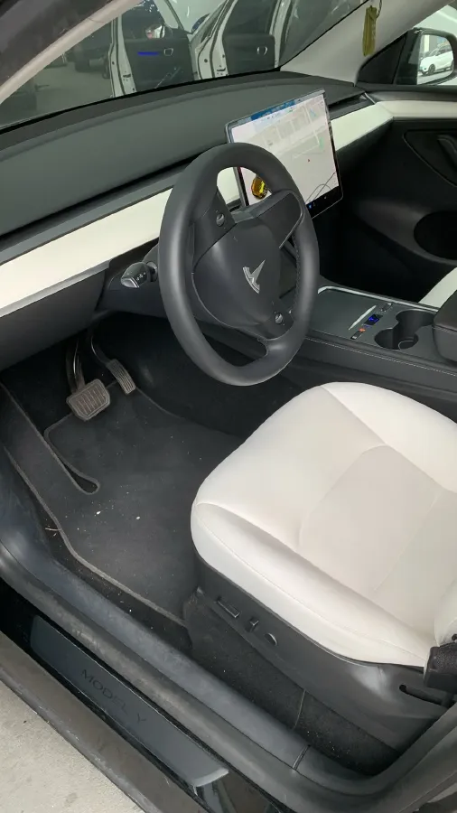 2021 Tesla Model Y BEV 60KWH,autocango,china used car exporter,china ev exporter,chinese used car exporter,chinese used ev exporter