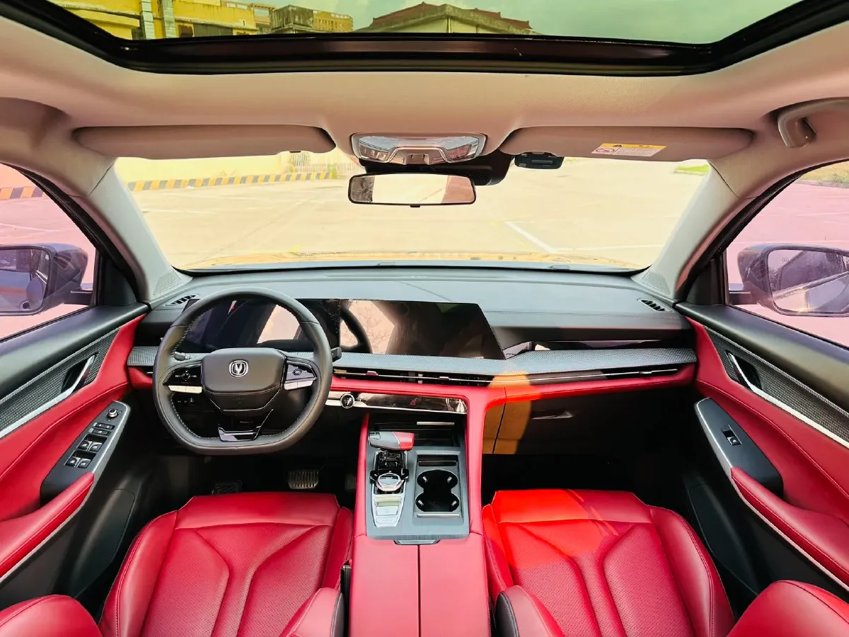 2022 ChangAn CS75 Plus 1.5T 188HP L4 8AT,autocango,china used car exporter,china ev exporter,chinese used car exporter,chinese used ev exporter