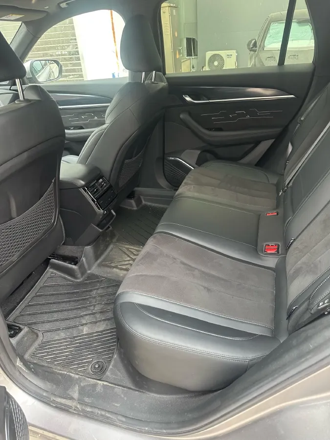 2024 Geely Monjaro 2.0T 238HP L4 8AT,autocango,china used car exporter,china ev exporter,chinese used car exporter,chinese used ev exporter