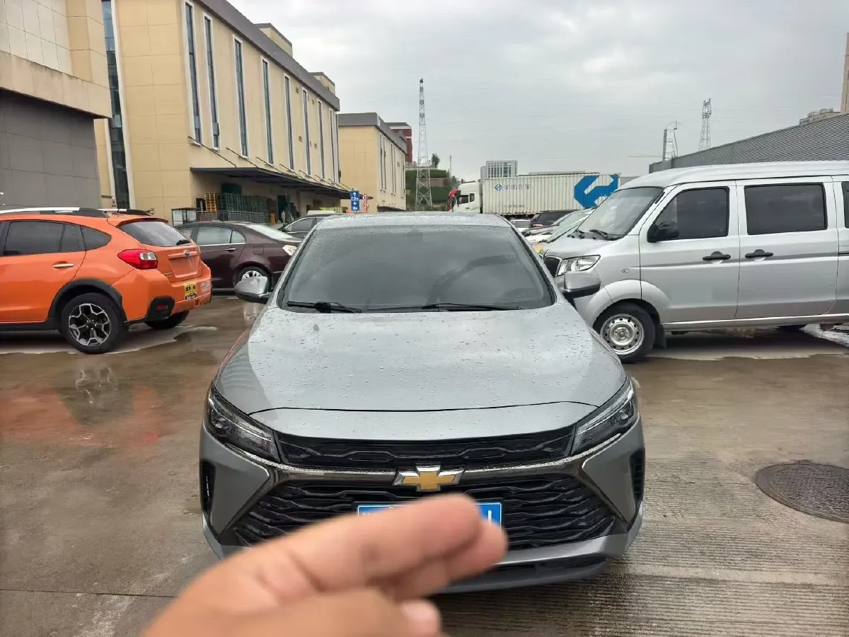 2023 Chevrolet Monza 1.5L 113HP L4 6DCT,autocango,china used car exporter,china ev exporter,chinese used car exporter,chinese used ev exporter