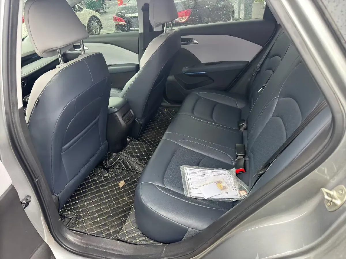 2023 Chevrolet Monza 1.5L 113HP L4 6DCT,autocango,china used car exporter,china ev exporter,chinese used car exporter,chinese used ev exporter