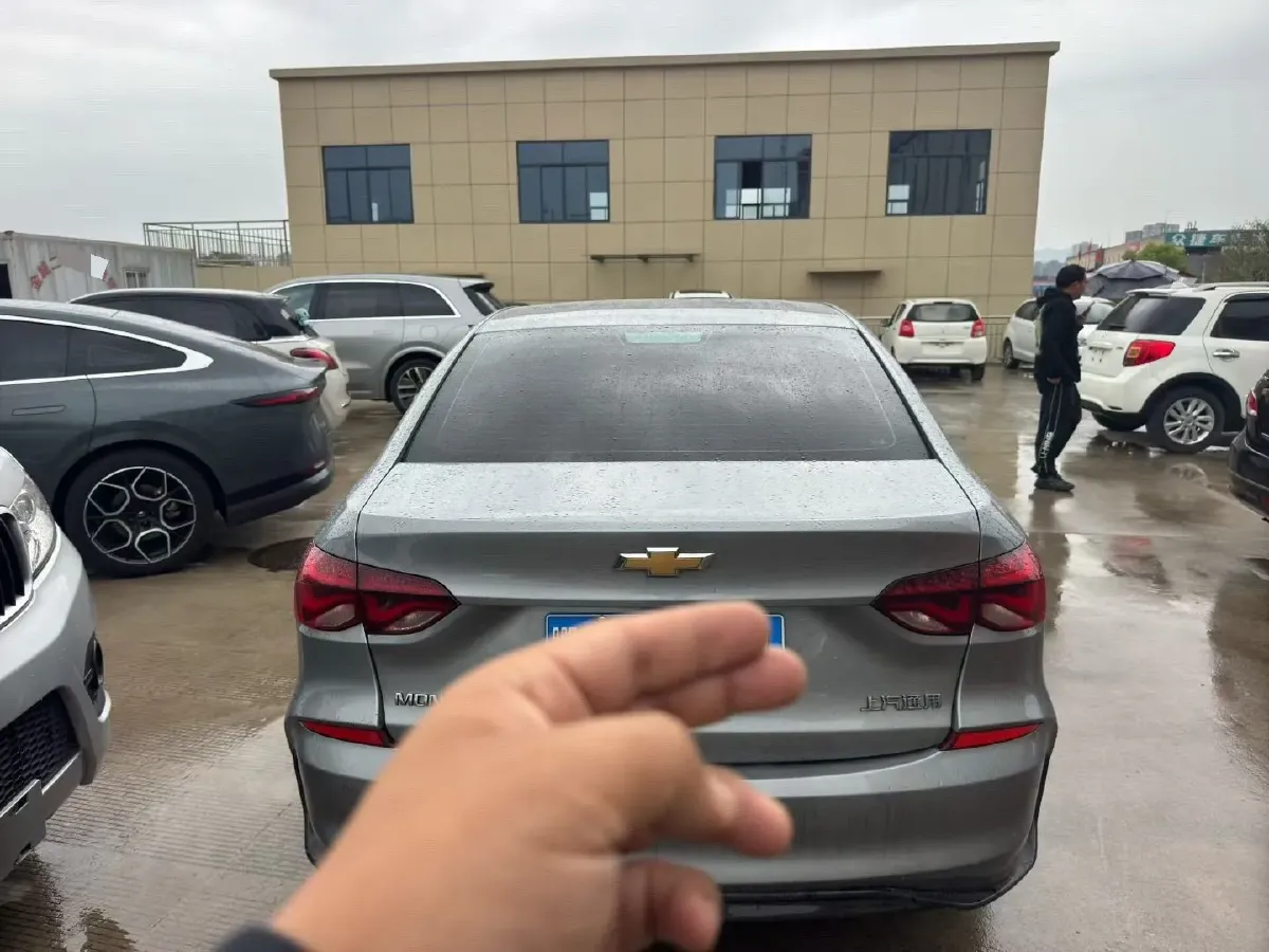 2023 Chevrolet Monza 1.5L 113HP L4 6DCT,autocango,china used car exporter,china ev exporter,chinese used car exporter,chinese used ev exporter