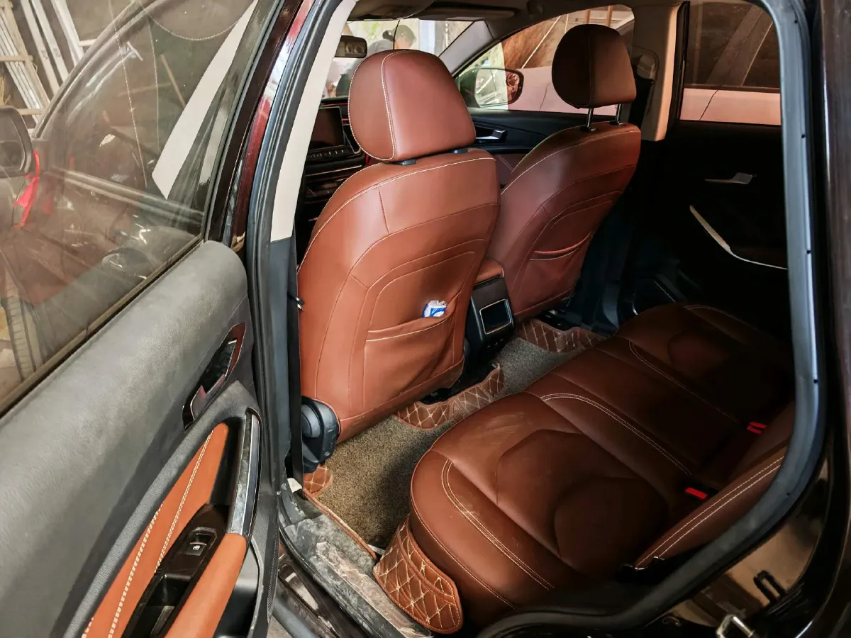 2018 FAW Senia R9 1.2T 143HP L4 7DCT,autocango,china used car exporter,china ev exporter,chinese used car exporter,chinese used ev exporter