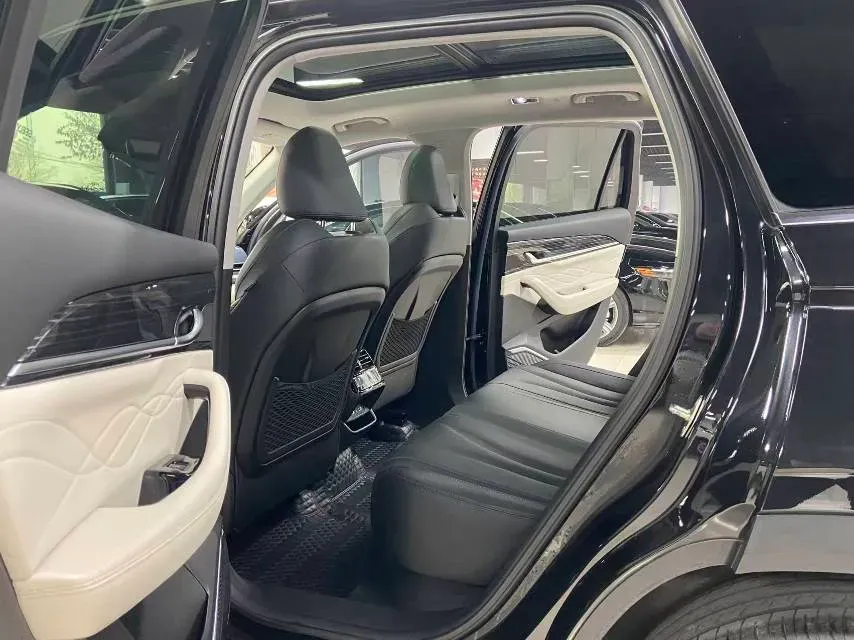 2023 Geely Monjaro 2.0T 238HP L4 8AT,autocango,china used car exporter,china ev exporter,chinese used car exporter,chinese used ev exporter