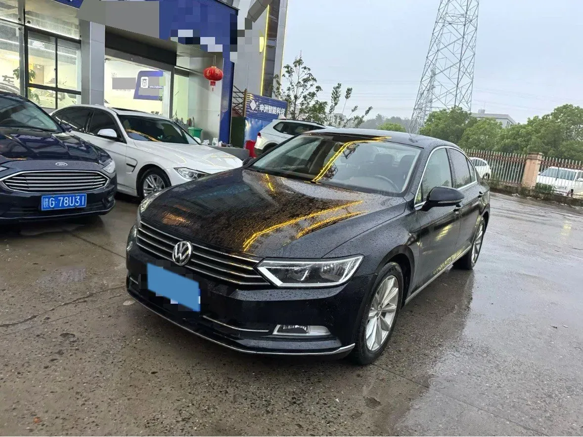 2018 Volkswagen Magotan 1.8T 180HP L4 7DCT,autocango,china used car exporter,china ev exporter,chinese used car exporter,chinese used ev exporter