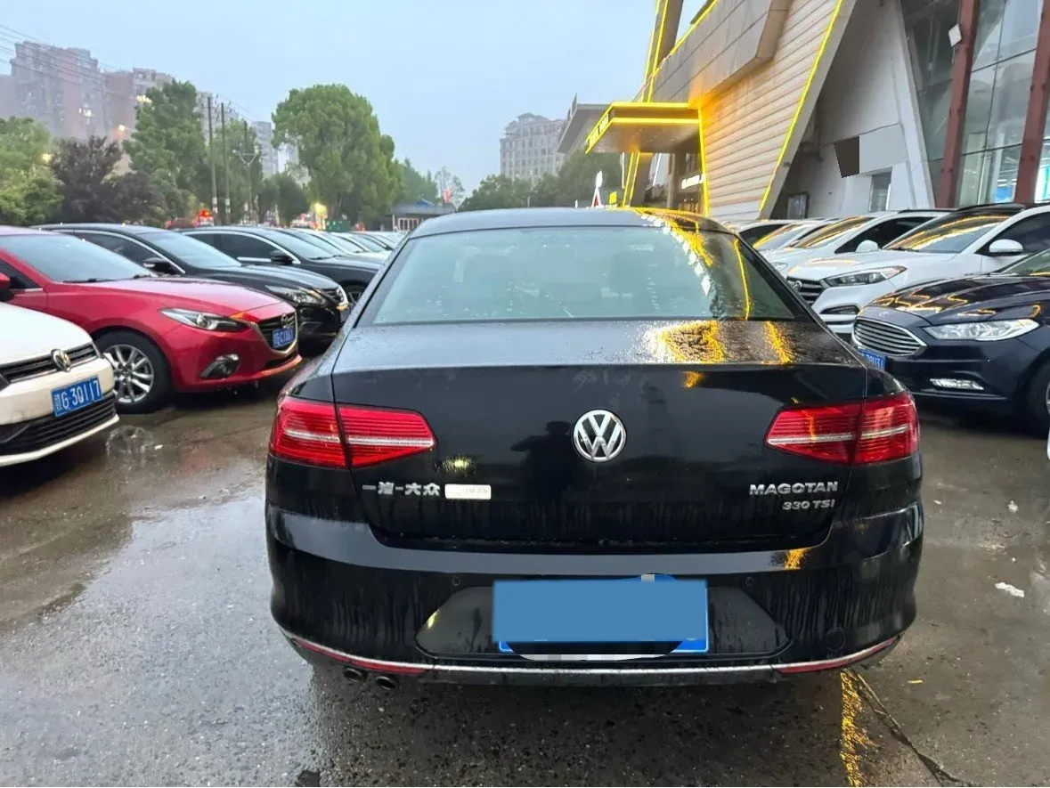 2018 Volkswagen Magotan 1.8T 180HP L4 7DCT,autocango,china used car exporter,china ev exporter,chinese used car exporter,chinese used ev exporter