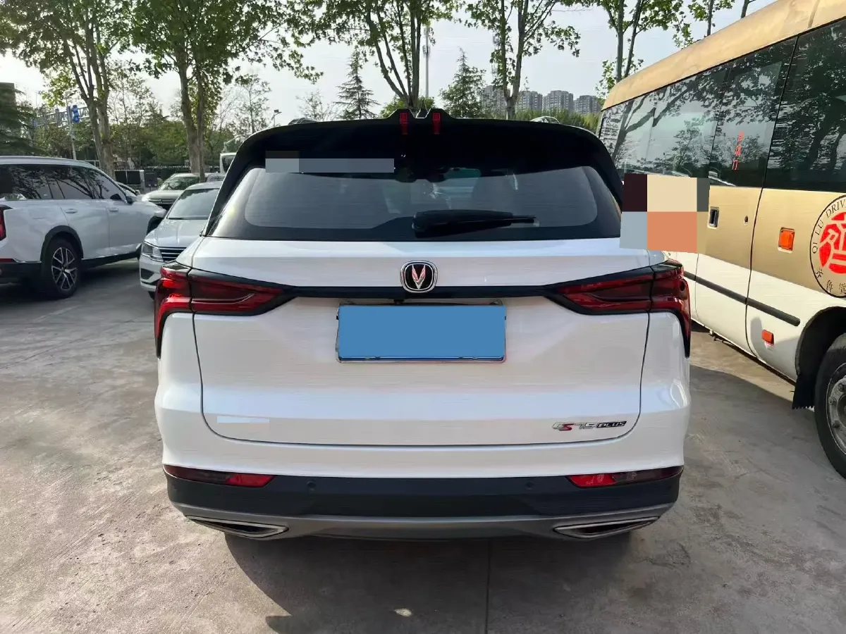 2022 ChangAn CS75 Plus 1.5T 178HP L4 6AT,autocango,china used car exporter,china ev exporter,chinese used car exporter,chinese used ev exporter