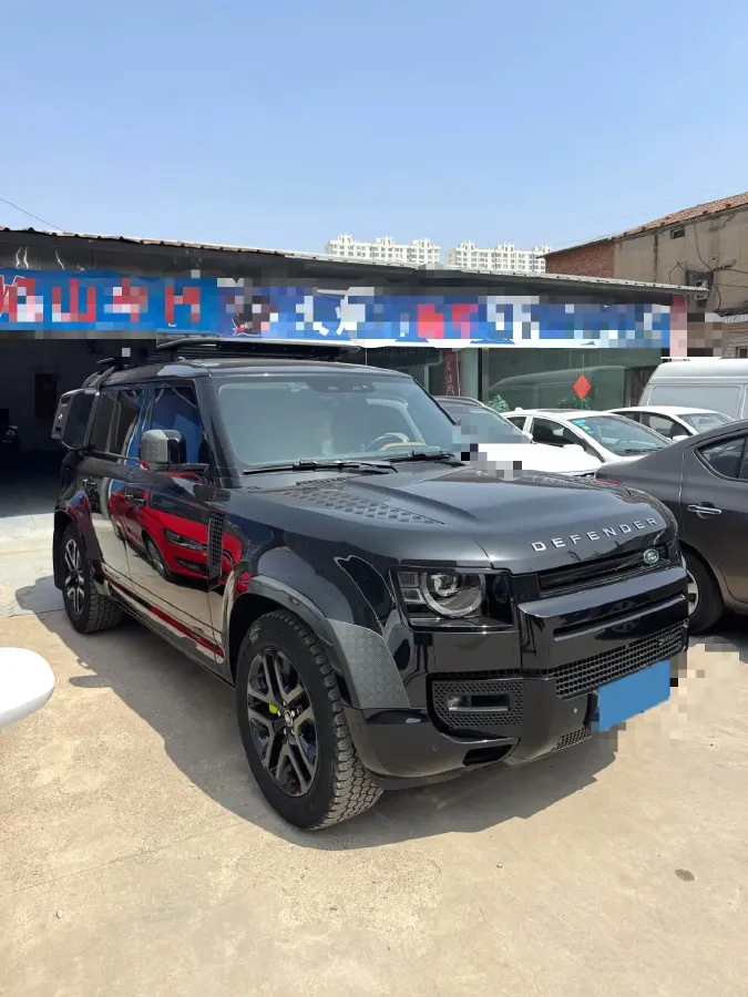 2022 Land Rover Defender 3.0T 400HP L6 8AT,autocango,china used car exporter,china ev exporter,chinese used car exporter,chinese used ev exporter