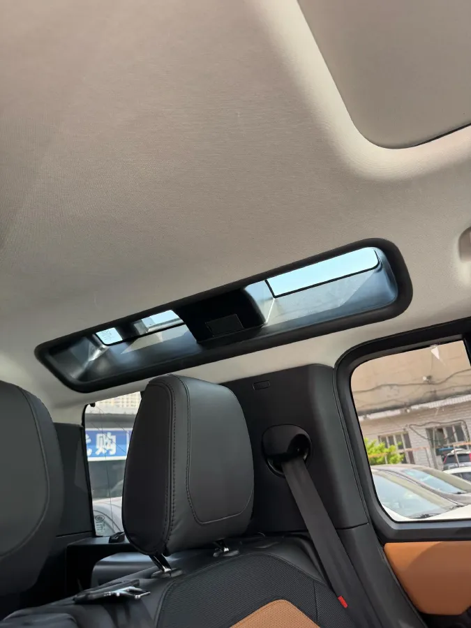 2022 Land Rover Defender 3.0T 400HP L6 8AT,autocango,china used car exporter,china ev exporter,chinese used car exporter,chinese used ev exporter