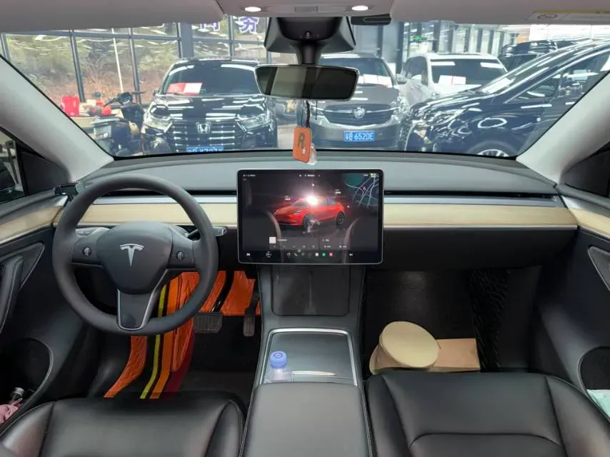 2022 Tesla Model Y BEV 60KWH,autocango,china used car exporter,china ev exporter,chinese used car exporter,chinese used ev exporter