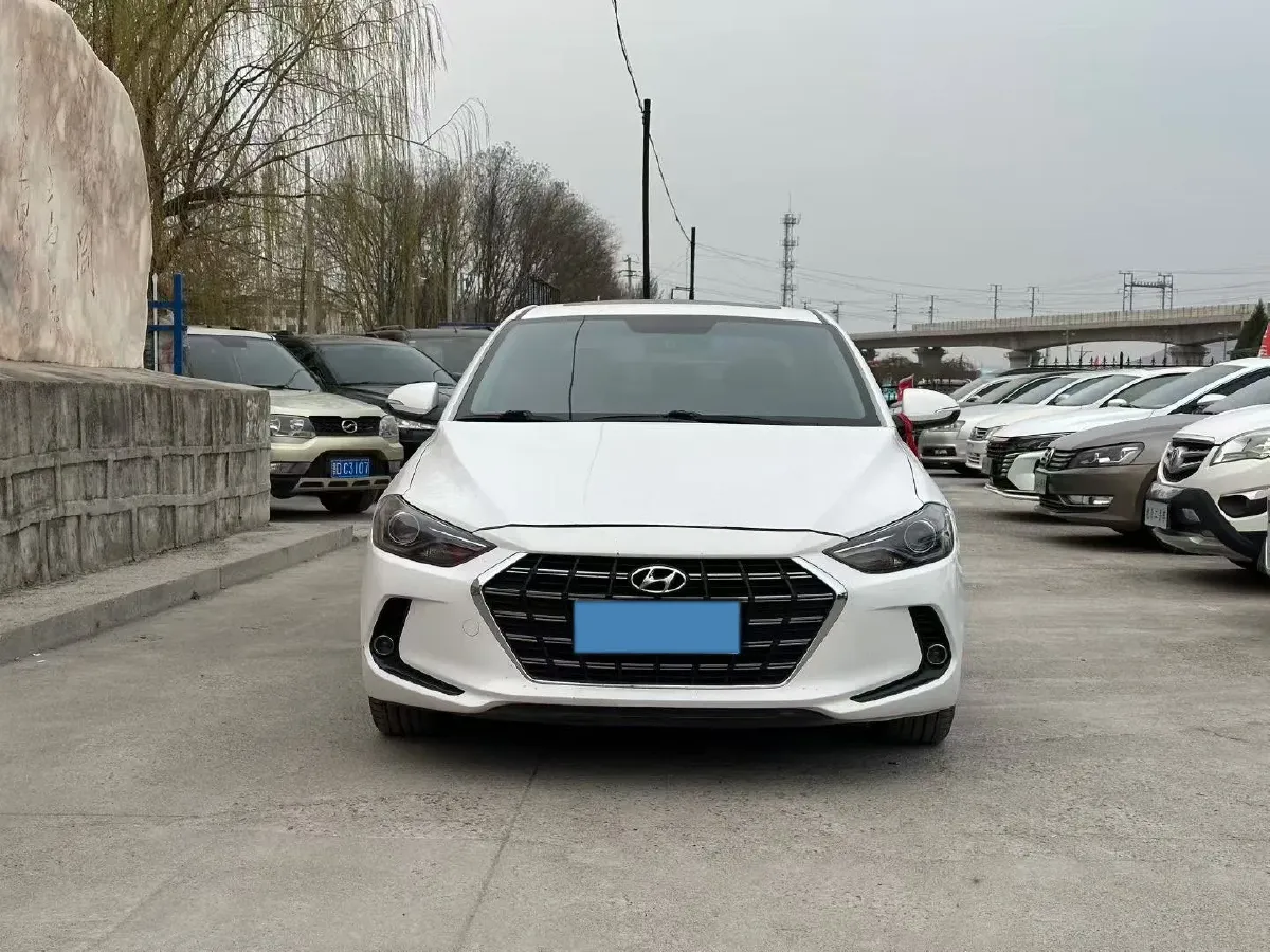 2019 Hyundai Elantra 1.5L 115HP L4 CVT,autocango,china used car exporter,china ev exporter,chinese used car exporter,chinese used ev exporter