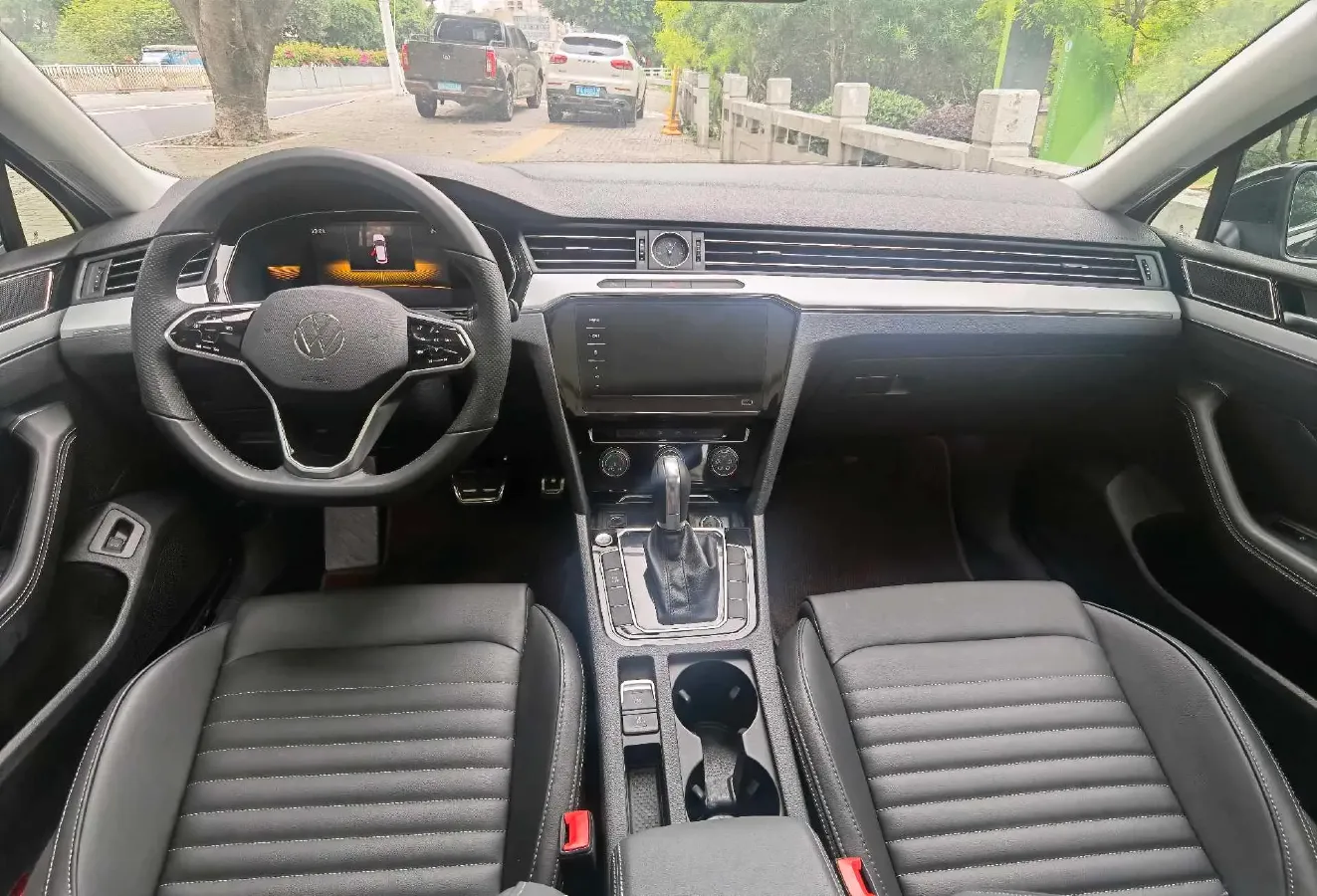 2023 Volkswagen Magotan 1.4T 150HP L4 7DCT,autocango,china used car exporter,china ev exporter,chinese used car exporter,chinese used ev exporter