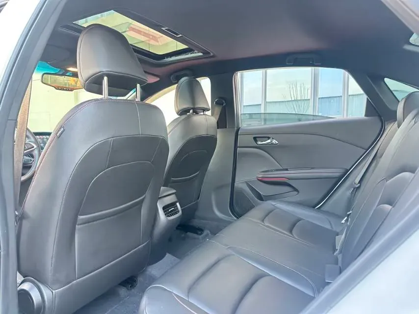 2019 Chevrolet Monza 1.3T 163HP L3 6AT,autocango,china used car exporter,china ev exporter,chinese used car exporter,chinese used ev exporter