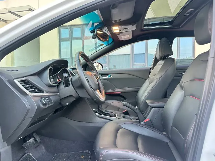 2019 Chevrolet Monza 1.3T 163HP L3 6AT,autocango,china used car exporter,china ev exporter,chinese used car exporter,chinese used ev exporter