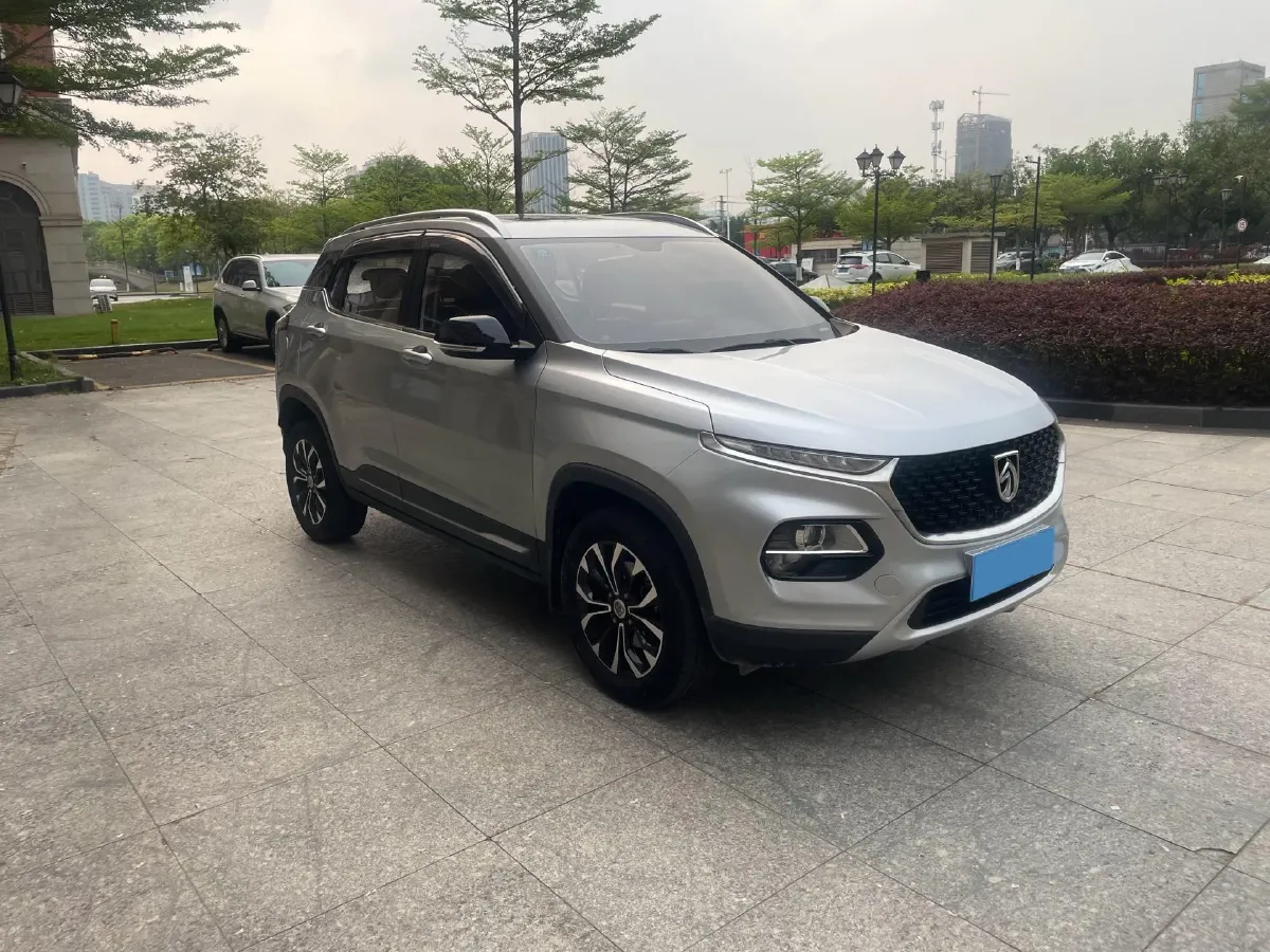 2018 KaiYi E3 1.6L 110HP L4 5MT,autocango,china used car exporter,china ev exporter,chinese used car exporter,chinese used ev exporter