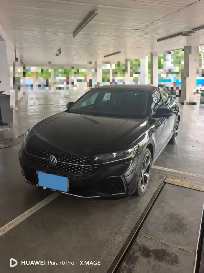 2024 Volkswagen Passat 2.0T 220HP L4 7DCT,autocango,china used car exporter,china ev exporter,chinese used car exporter,chinese used ev exporter